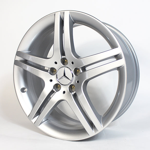 Mercedes Alufelgen 5-Doppel-Speichen-Design 7,5 x 18 Zoll ET36 titansilber