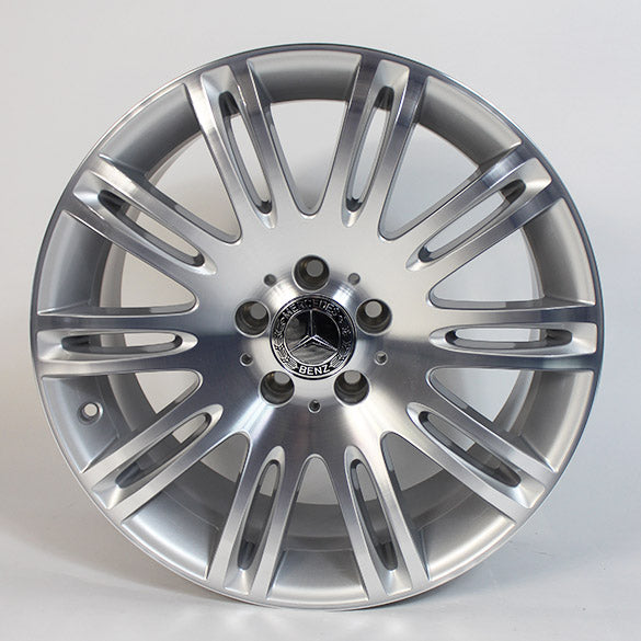 Mercedes Alufelgen 10-Doppel-Speichen-Design 8,5 x 18 Zoll ET38 titansilber glanzgedreht